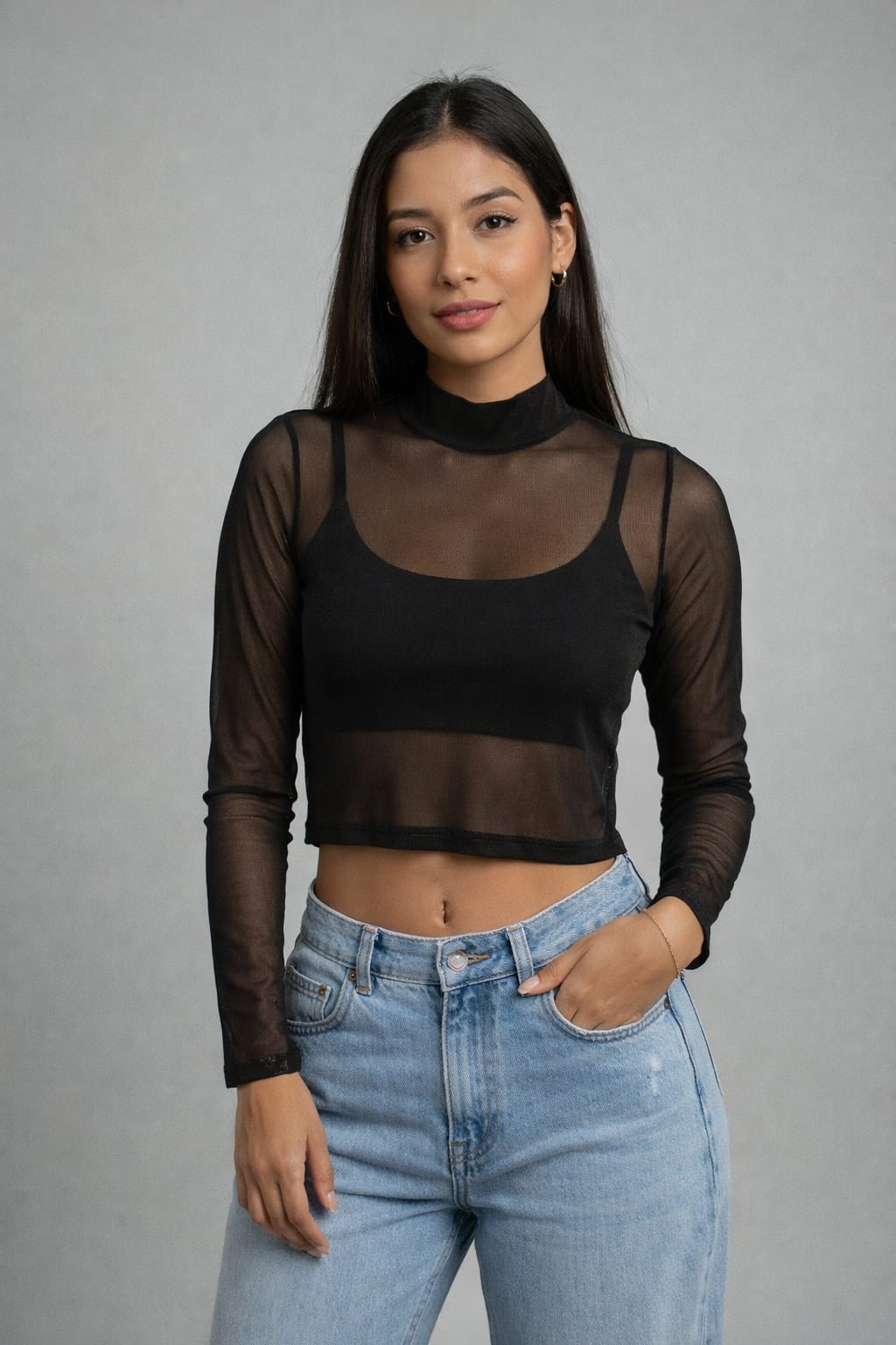 Blusa Feminina em Tule – Leveza e Elegância