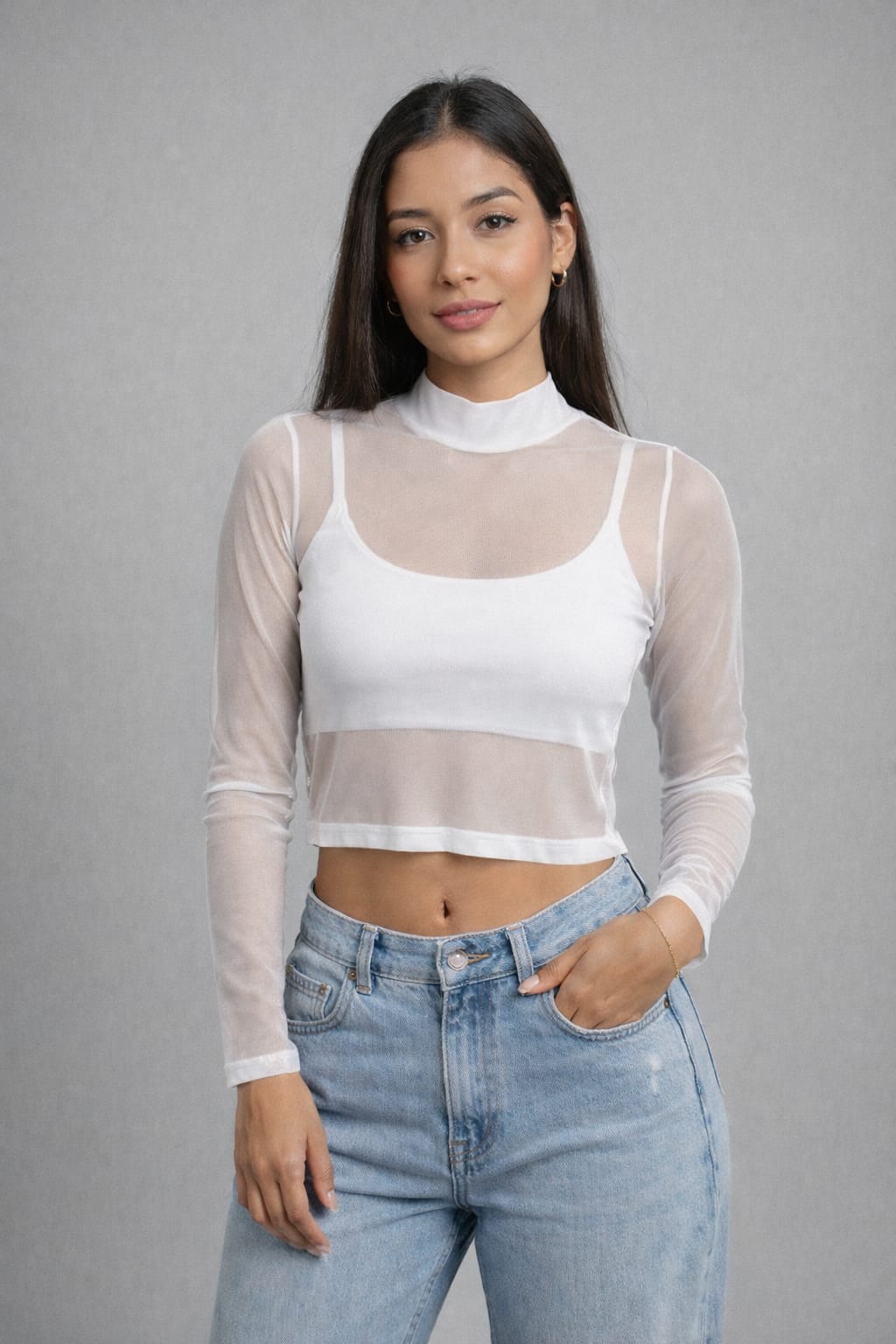 Blusa Feminina em Tule – Leveza e Elegância