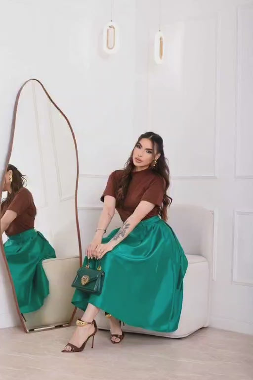 T-Shirt Gola Alta em Algodão Marrom Creme